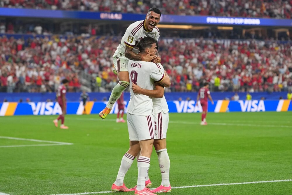 Tây Ban Nha của 2026 vẫn chơi tiki-taka