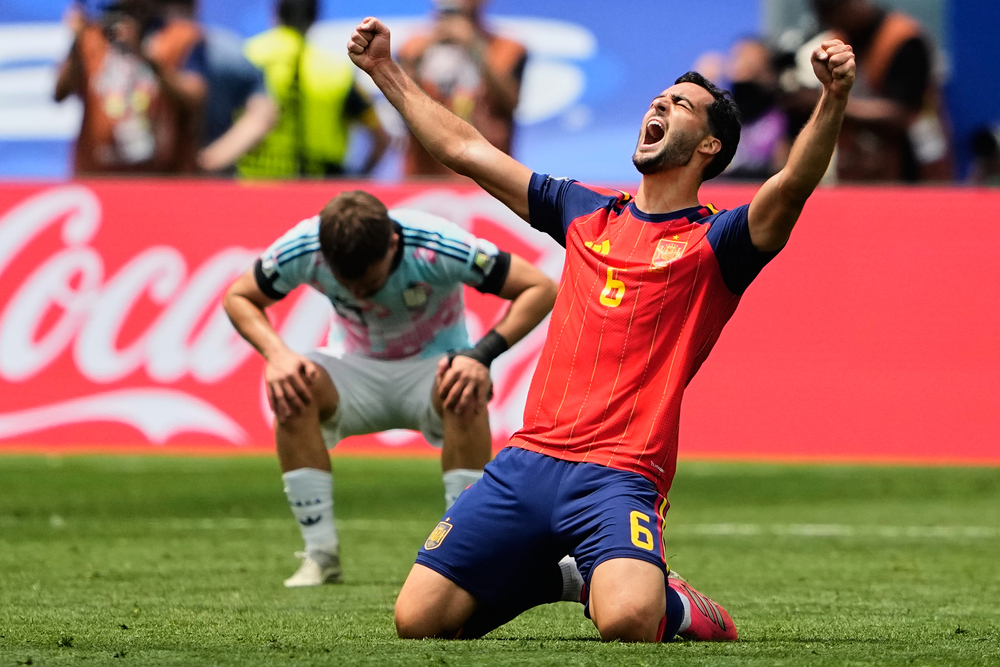 Mikel Merino trở lại kịp thời để dự World Cup