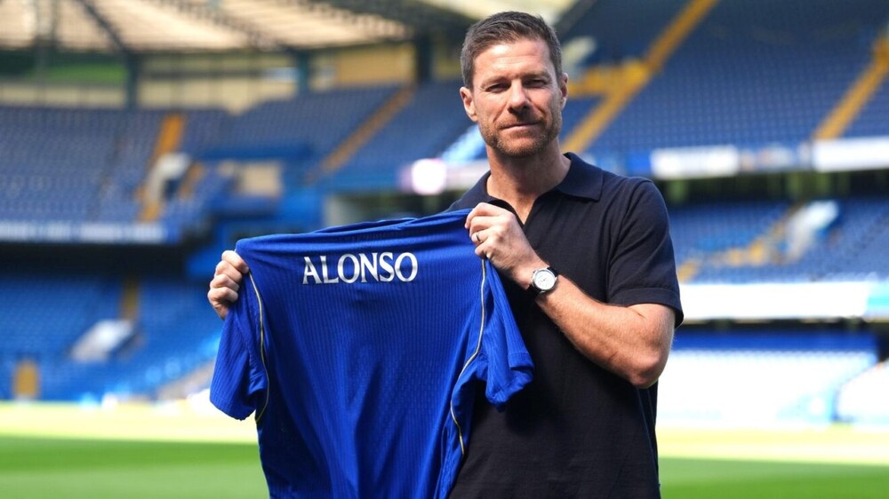 Chelsea sẽ tiếp tục mua người để phục vụ Xabi ALonso
