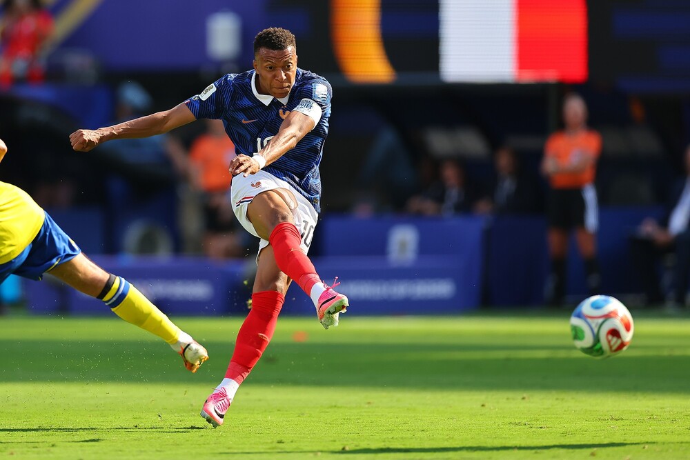 Kylian Mbappe thực sự quá đáng sợ ở World Cup