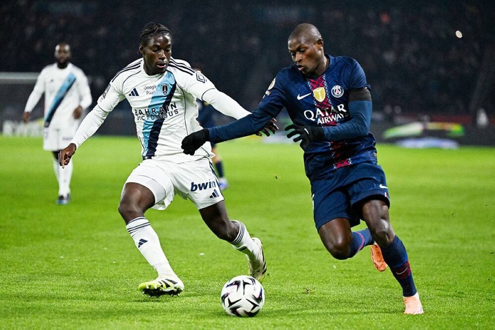 RC Lens vs PSG - Không thể có bất ngờ