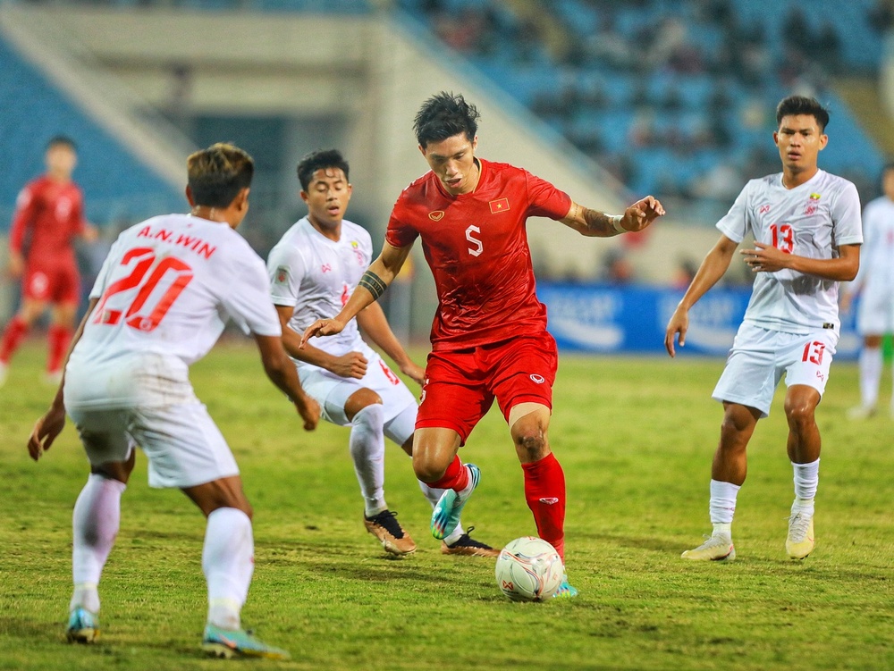 Việt Nam vs Campuchia - Khẳng định vị thế